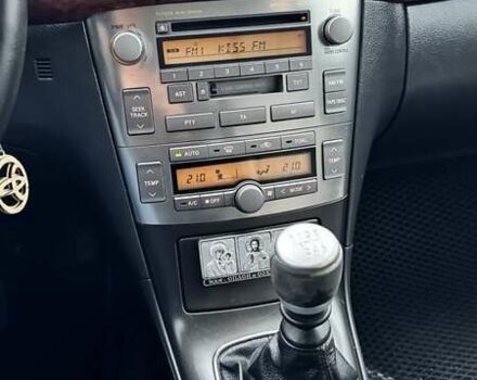 Сірий Тойота Авенсіс, об'ємом двигуна 2.2 л та пробігом 219 тис. км за 6600 $, фото 18 на Automoto.ua