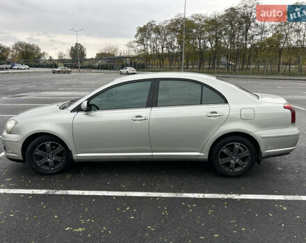 Сірий Тойота Авенсіс, об'ємом двигуна 1.8 л та пробігом 167 тис. км за 8700 $, фото 12 на Automoto.ua