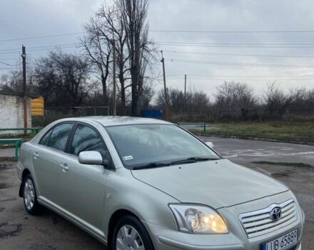 Серый Тойота Авенсис, объемом двигателя 1.8 л и пробегом 230 тыс. км за 2900 $, фото 2 на Automoto.ua