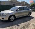 Серый Тойота Авенсис, объемом двигателя 1.79 л и пробегом 220 тыс. км за 5600 $, фото 1 на Automoto.ua