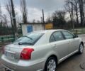 Серый Тойота Авенсис, объемом двигателя 1.8 л и пробегом 230 тыс. км за 2900 $, фото 3 на Automoto.ua