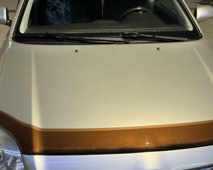 Серый Тойота Авенсис, объемом двигателя 1.8 л и пробегом 476 тыс. км за 5000 $, фото 1 на Automoto.ua