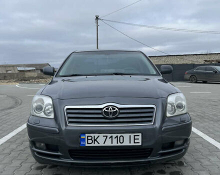 Серый Тойота Авенсис, объемом двигателя 2.23 л и пробегом 310 тыс. км за 6110 $, фото 3 на Automoto.ua