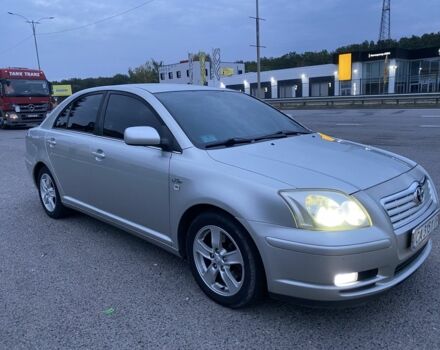 Серый Тойота Авенсис, объемом двигателя 2.2 л и пробегом 267 тыс. км за 5100 $, фото 1 на Automoto.ua