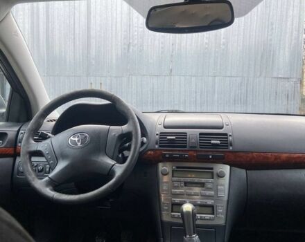 Серый Тойота Авенсис, объемом двигателя 1.8 л и пробегом 230 тыс. км за 2900 $, фото 5 на Automoto.ua