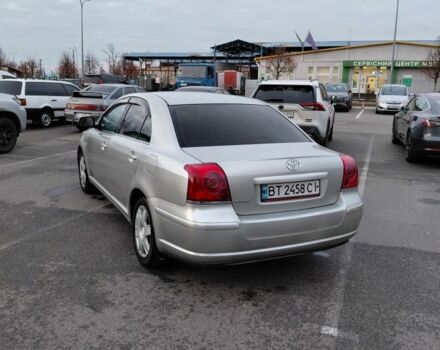 Серый Тойота Авенсис, объемом двигателя 1.8 л и пробегом 390 тыс. км за 4500 $, фото 2 на Automoto.ua
