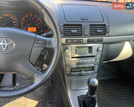 Сірий Тойота Авенсіс, об'ємом двигуна 1.8 л та пробігом 180 тис. км за 6300 $, фото 10 на Automoto.ua