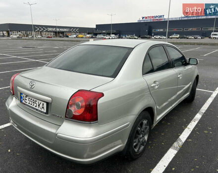 Сірий Тойота Авенсіс, об'ємом двигуна 1.8 л та пробігом 167 тис. км за 8700 $, фото 10 на Automoto.ua