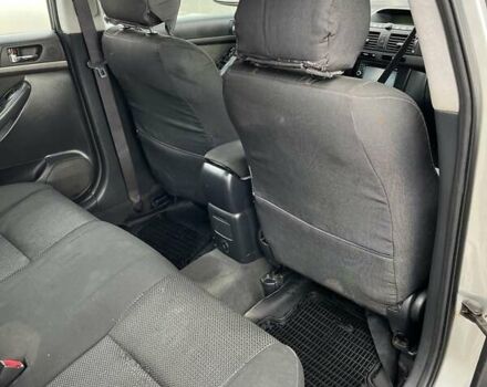 Серый Тойота Авенсис, объемом двигателя 2 л и пробегом 371 тыс. км за 5500 $, фото 10 на Automoto.ua