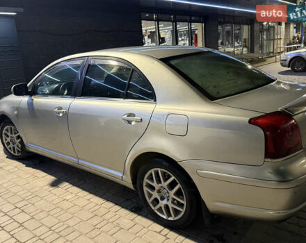 Серый Тойота Авенсис, объемом двигателя 1.8 л и пробегом 476 тыс. км за 5000 $, фото 2 на Automoto.ua