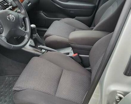 Серый Тойота Авенсис, объемом двигателя 1.79 л и пробегом 94 тыс. км за 6950 $, фото 41 на Automoto.ua