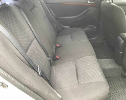 Сірий Тойота Авенсіс, об'ємом двигуна 1.8 л та пробігом 328 тис. км за 4790 $, фото 16 на Automoto.ua