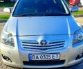 Серый Тойота Авенсис, объемом двигателя 1.8 л и пробегом 206 тыс. км за 5800 $, фото 1 на Automoto.ua