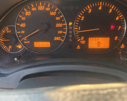 Серый Тойота Авенсис, объемом двигателя 1.79 л и пробегом 245 тыс. км за 3800 $, фото 3 на Automoto.ua