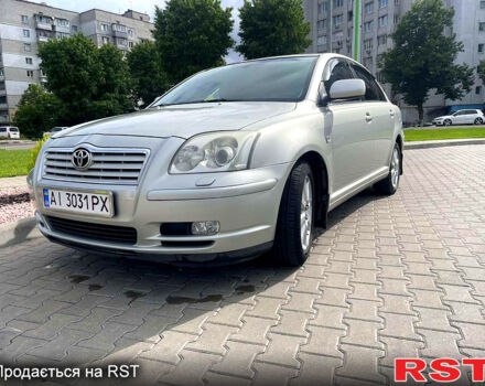 Серый Тойота Авенсис, объемом двигателя 1.8 л и пробегом 290 тыс. км за 7500 $, фото 1 на Automoto.ua