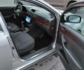 Серый Тойота Авенсис, объемом двигателя 1.8 л и пробегом 390 тыс. км за 4500 $, фото 4 на Automoto.ua