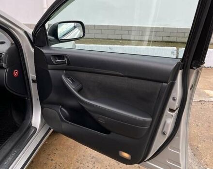 Серый Тойота Авенсис, объемом двигателя 2 л и пробегом 371 тыс. км за 5500 $, фото 15 на Automoto.ua