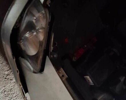 Сірий Тойота Авенсіс, об'ємом двигуна 1.6 л та пробігом 320 тис. км за 2500 $, фото 10 на Automoto.ua