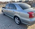 Серый Тойота Авенсис, объемом двигателя 2 л и пробегом 410 тыс. км за 6000 $, фото 9 на Automoto.ua
