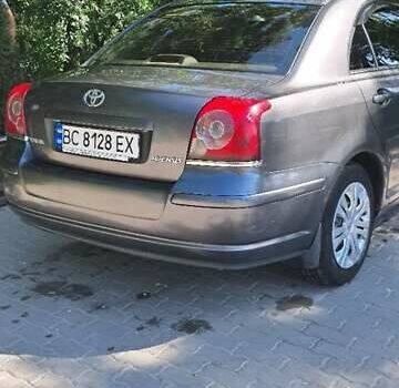 Сірий Тойота Авенсіс, об'ємом двигуна 1.79 л та пробігом 216 тис. км за 7200 $, фото 3 на Automoto.ua