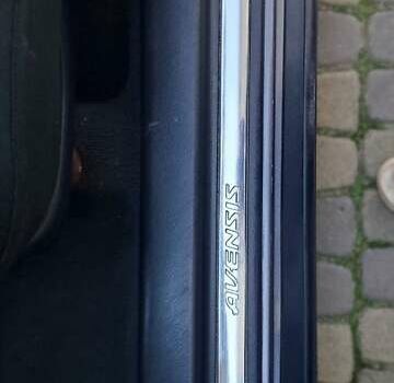 Сірий Тойота Авенсіс, об'ємом двигуна 1.79 л та пробігом 216 тис. км за 7200 $, фото 26 на Automoto.ua