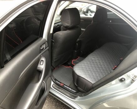 Серый Тойота Авенсис, объемом двигателя 1.8 л и пробегом 360 тыс. км за 6000 $, фото 5 на Automoto.ua