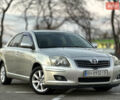 Серый Тойота Авенсис, объемом двигателя 1.79 л и пробегом 200 тыс. км за 5000 $, фото 1 на Automoto.ua