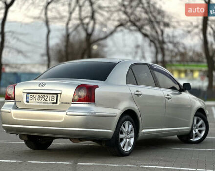 Серый Тойота Авенсис, объемом двигателя 1.79 л и пробегом 200 тыс. км за 5000 $, фото 2 на Automoto.ua