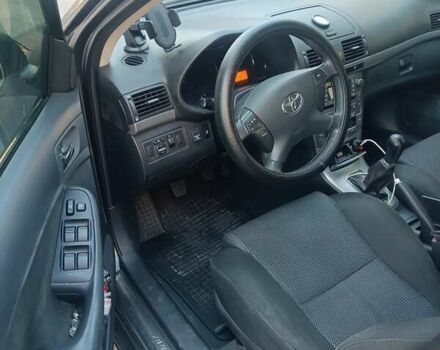 Серый Тойота Авенсис, объемом двигателя 1.8 л и пробегом 264 тыс. км за 6300 $, фото 7 на Automoto.ua