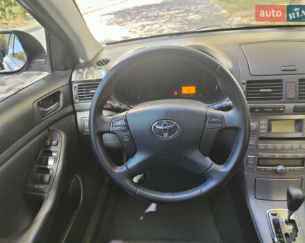 Сірий Тойота Авенсіс, об'ємом двигуна 1.8 л та пробігом 316 тис. км за 6900 $, фото 63 на Automoto.ua