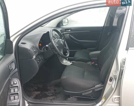 Серый Тойота Авенсис, объемом двигателя 1.79 л и пробегом 192 тыс. км за 7900 $, фото 10 на Automoto.ua
