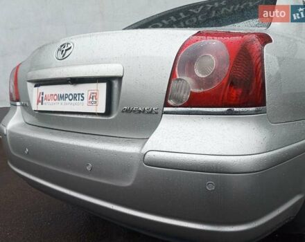 Серый Тойота Авенсис, объемом двигателя 1.79 л и пробегом 192 тыс. км за 7900 $, фото 9 на Automoto.ua