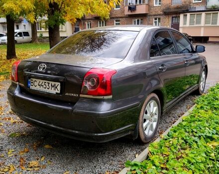 Сірий Тойота Авенсіс, об'ємом двигуна 1.8 л та пробігом 194 тис. км за 8000 $, фото 2 на Automoto.ua
