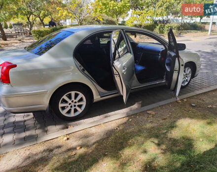 Сірий Тойота Авенсіс, об'ємом двигуна 1.8 л та пробігом 316 тис. км за 6900 $, фото 31 на Automoto.ua