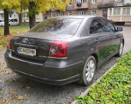 Серый Тойота Авенсис, объемом двигателя 1.8 л и пробегом 194 тыс. км за 8000 $, фото 1 на Automoto.ua