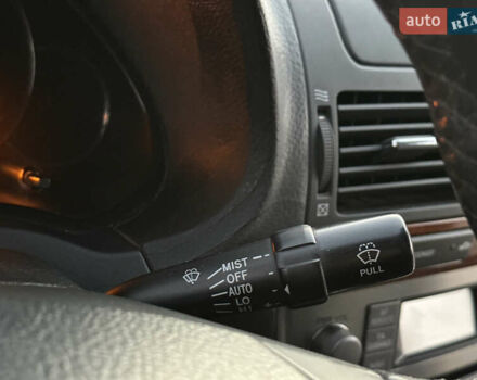 Серый Тойота Авенсис, объемом двигателя 1.79 л и пробегом 200 тыс. км за 5000 $, фото 48 на Automoto.ua