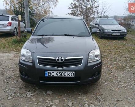 Серый Тойота Авенсис, объемом двигателя 2.2 л и пробегом 288 тыс. км за 7400 $, фото 3 на Automoto.ua