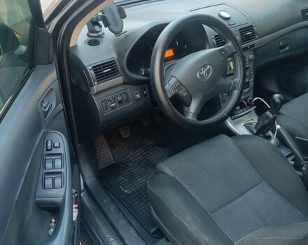 Серый Тойота Авенсис, объемом двигателя 0 л и пробегом 264 тыс. км за 6300 $, фото 7 на Automoto.ua