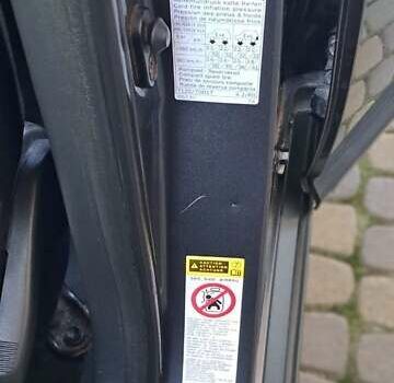Сірий Тойота Авенсіс, об'ємом двигуна 1.79 л та пробігом 216 тис. км за 7200 $, фото 30 на Automoto.ua