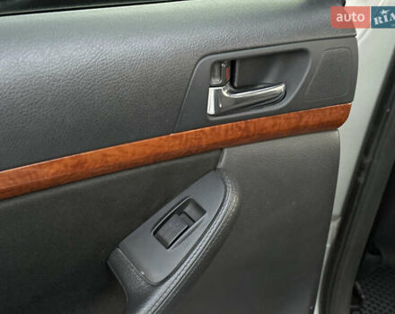 Серый Тойота Авенсис, объемом двигателя 1.79 л и пробегом 200 тыс. км за 5000 $, фото 26 на Automoto.ua