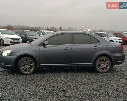 Серый Тойота Авенсис, объемом двигателя 2.2 л и пробегом 280 тыс. км за 7440 $, фото 1 на Automoto.ua