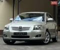 Серый Тойота Авенсис, объемом двигателя 2.01 л и пробегом 254 тыс. км за 6200 $, фото 5 на Automoto.ua