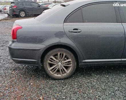 Серый Тойота Авенсис, объемом двигателя 2.2 л и пробегом 280 тыс. км за 7440 $, фото 13 на Automoto.ua