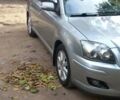 Серый Тойота Авенсис, объемом двигателя 1.8 л и пробегом 250 тыс. км за 6300 $, фото 2 на Automoto.ua