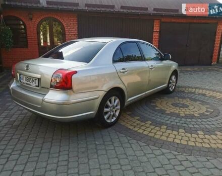 Серый Тойота Авенсис, объемом двигателя 1.79 л и пробегом 295 тыс. км за 6500 $, фото 4 на Automoto.ua