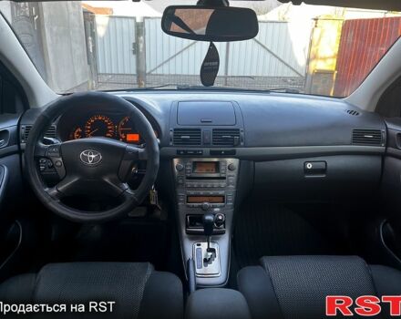 Серый Тойота Авенсис, объемом двигателя 1.8 л и пробегом 217 тыс. км за 6500 $, фото 12 на Automoto.ua