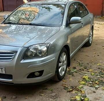 Серый Тойота Авенсис, объемом двигателя 1.8 л и пробегом 250 тыс. км за 6300 $, фото 4 на Automoto.ua