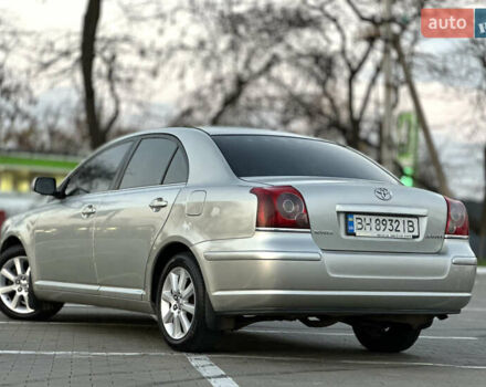 Серый Тойота Авенсис, объемом двигателя 1.79 л и пробегом 200 тыс. км за 5000 $, фото 3 на Automoto.ua