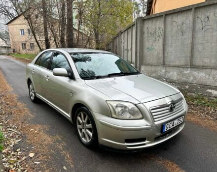 Серый Тойота Авенсис, объемом двигателя 2 л и пробегом 222 тыс. км за 2088 $, фото 2 на Automoto.ua