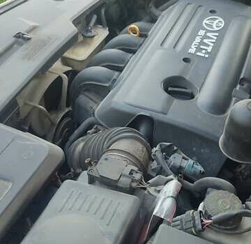 Серый Тойота Авенсис, объемом двигателя 1.8 л и пробегом 279 тыс. км за 6200 $, фото 2 на Automoto.ua